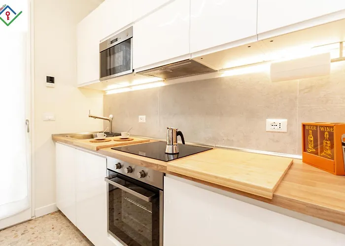 Downtown Stop By Tuscanywego Apartman *